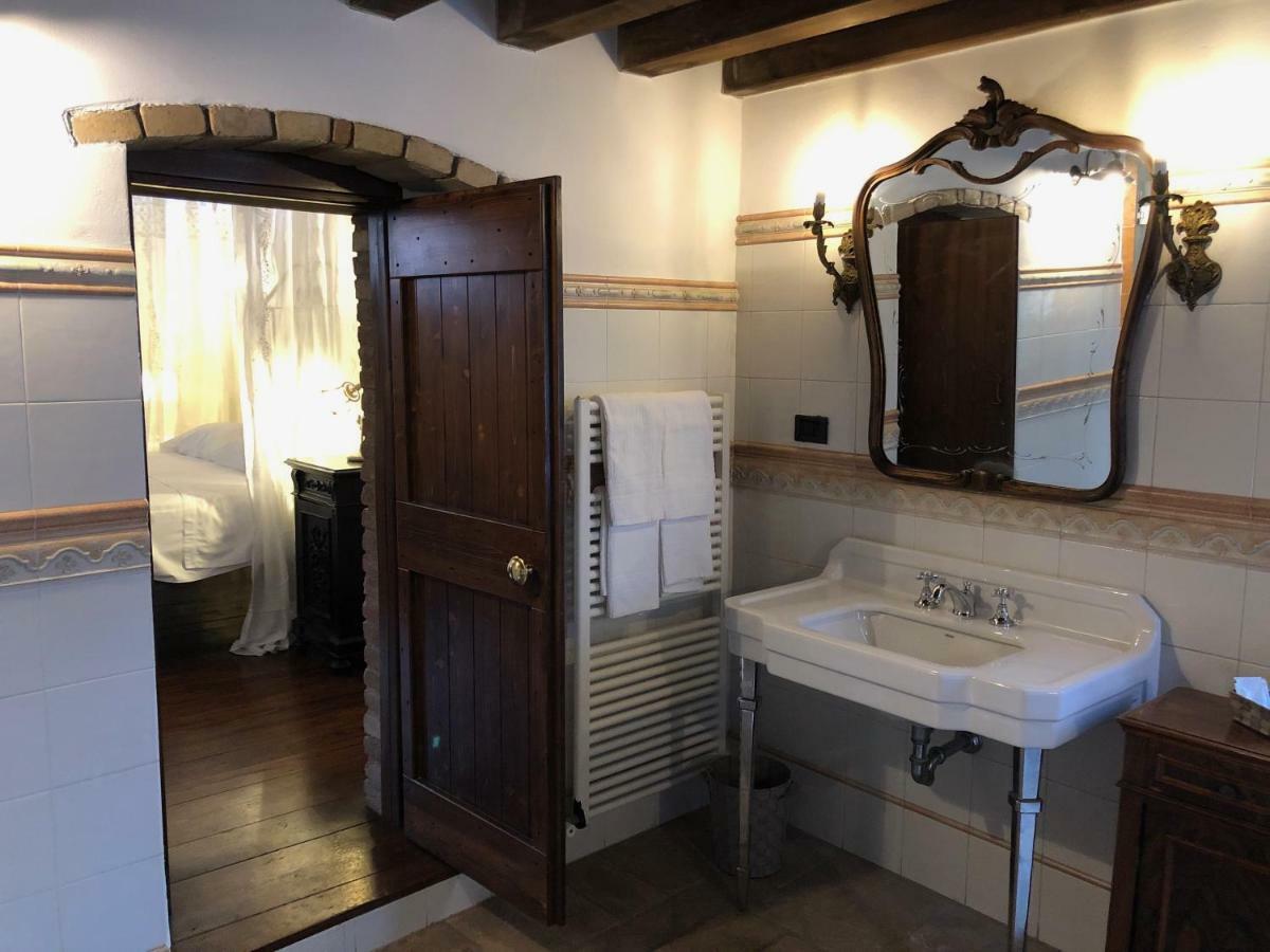 Relais Corte Bercelli Валеджо-суль-Мінчо Екстер'єр фото